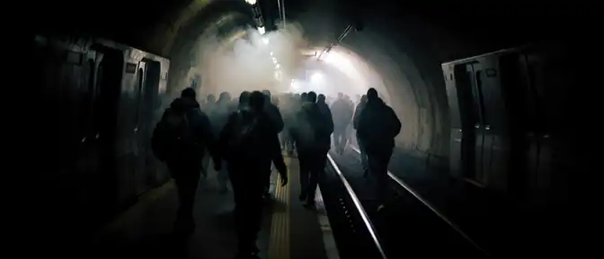 Дым, паника и самостоятельный побег: как пожар в тоннелях метро Барселоны превратил поездку в испытание