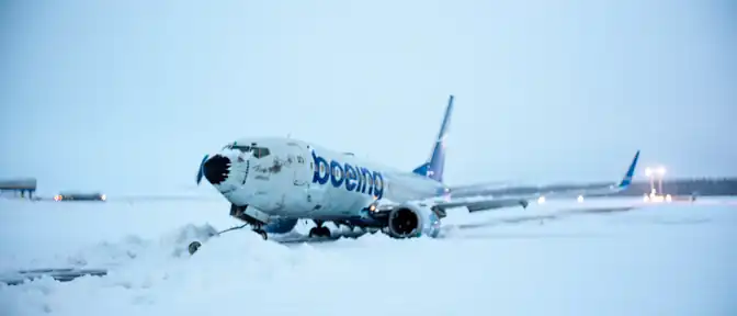 Инцидент в Норильске: грузовой Boeing 737 авиакомпании S7 выкатился за пределы полосы