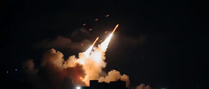 Подмосковное небо под защитой: системы ПВО отразили массированную атаку дронов на столицу