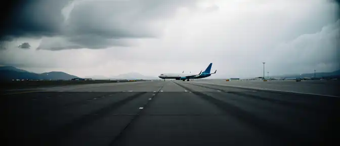 Небо над Кубанью закрыто: аэропорты Сочи и Геленджика прекратили работу из-за угрозы беспилотников
